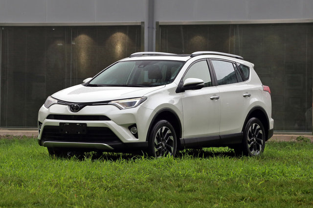 一汽丰田RAV4 2016款 荣放 2.5L AT四驱尊贵版