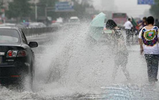 下雨开车注意事项你学到了吗 雨天用车技巧